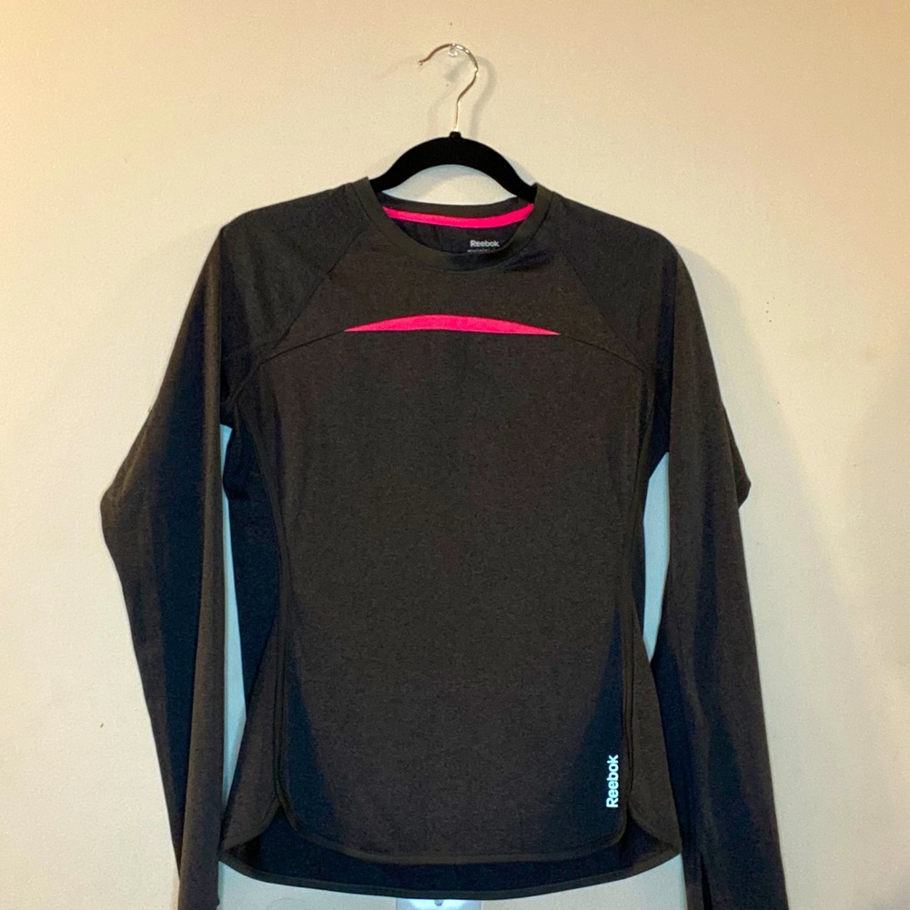 Reebok Dri-FIT Long Sleeve Short sz Small